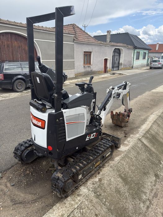 Miniexcavator, Bobcat E 10 z, microexcavator  cu powertilt din 2024