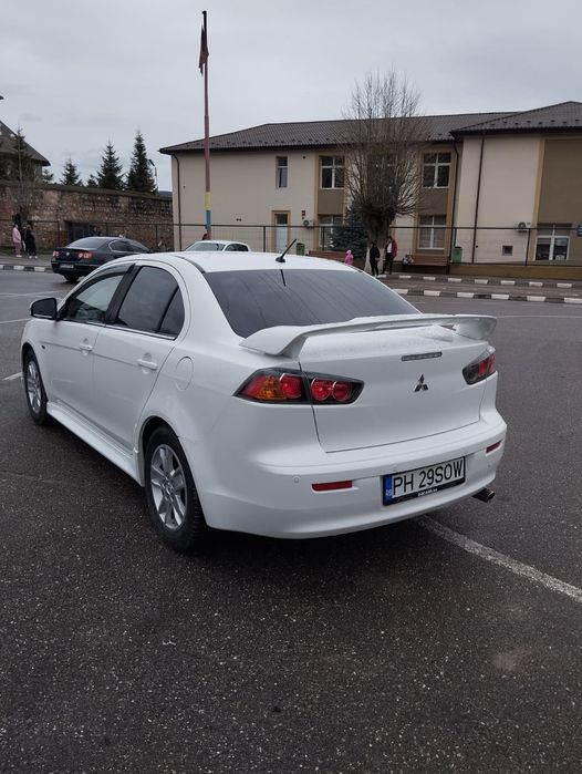 Mitsubishi lancer 2017
