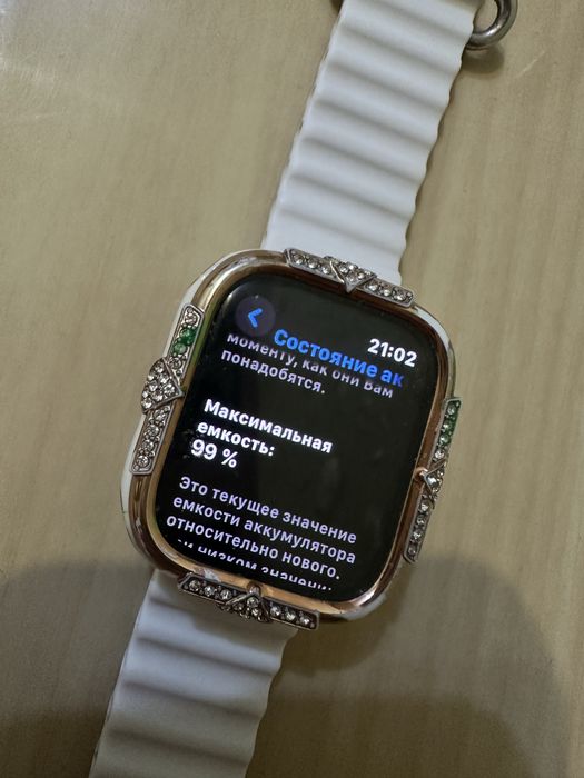 Продам часы в отличном состоянии  apple watch