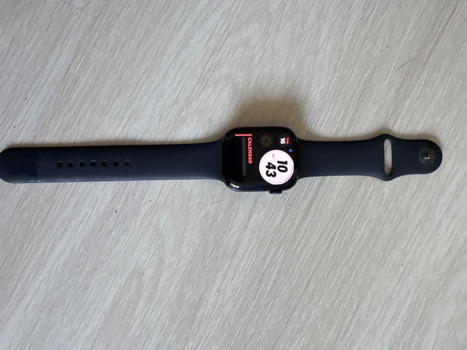Apple Watch seria 8 45mm