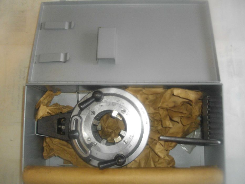 Чешка винтонарезка резби тръби JOPAL Немска ФРГ ALROWA Ножове резбови