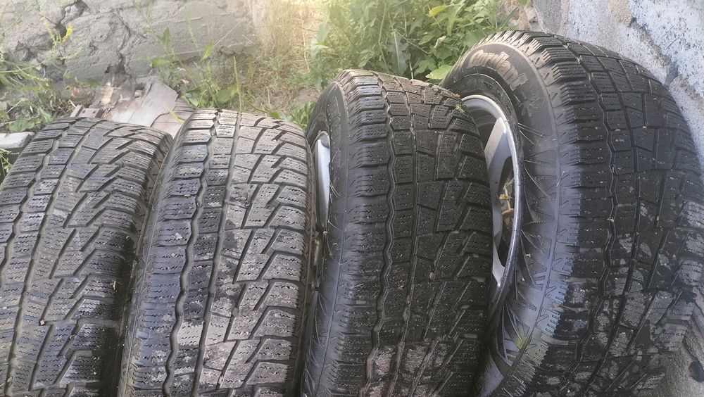 Продам шины зимние