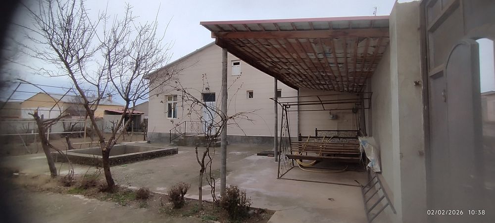 Yashash uchun tayyor uy sotiladi