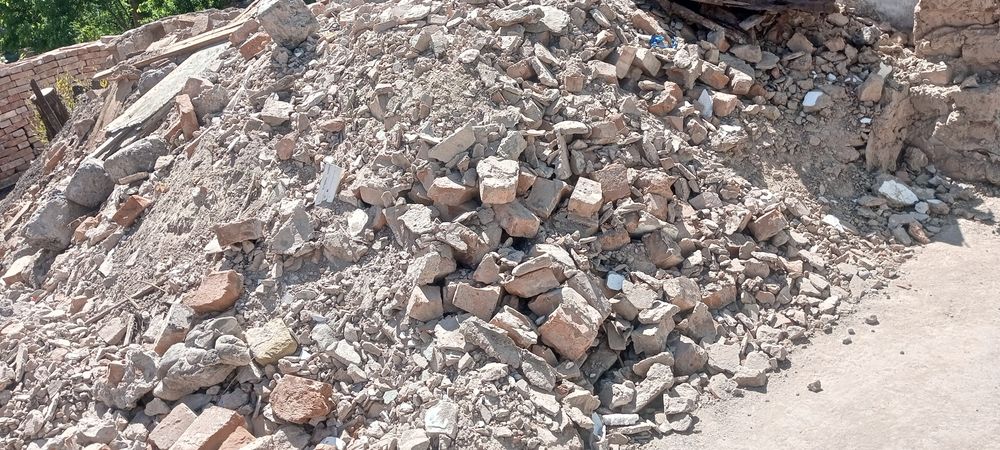 Строительные мусор для засыпки вуддамент срочно