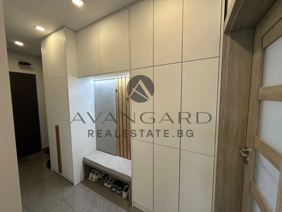 Продава се Тристаен апартамент в Пловдив, Христо Смирненски - 125 кв.м за 1498 €/кв.м - Снимка #13