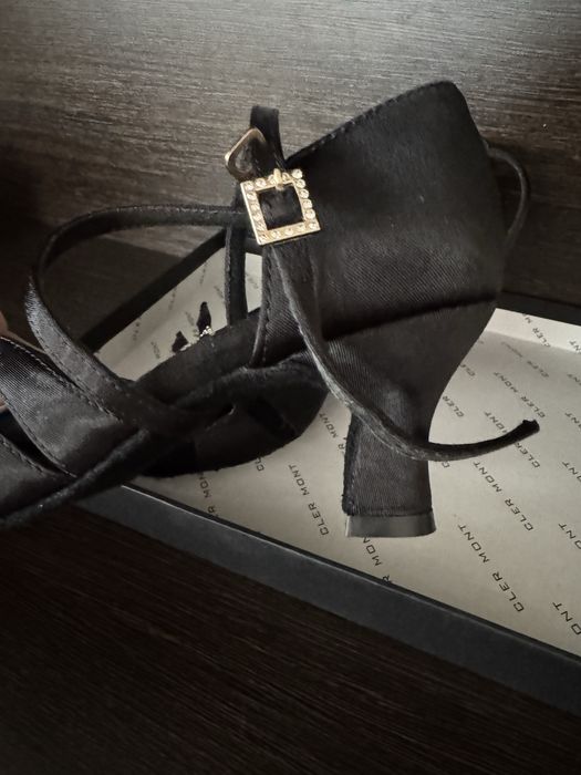 Туфли танцевальные р36 новые!