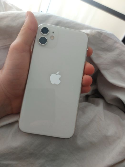 Iphone 11 128 gb baterie 81