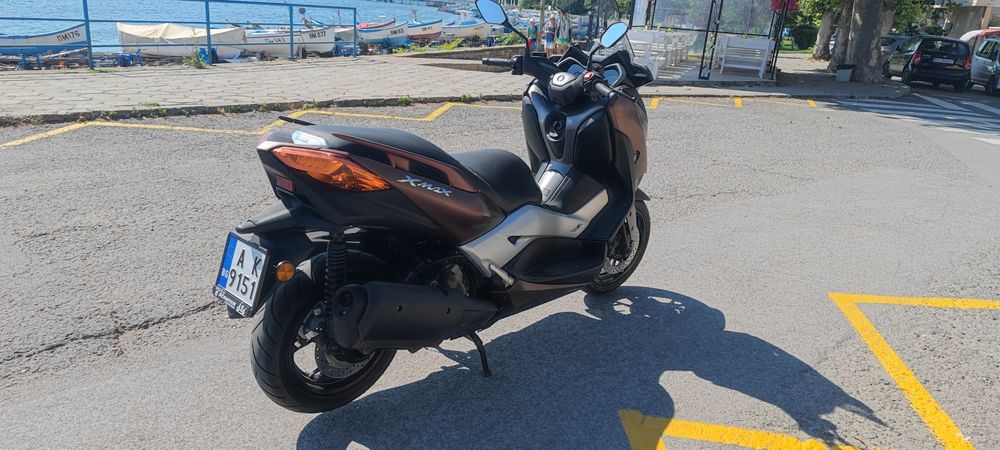 Yamaha X-max 300
