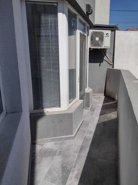 Дава се под наем Двустаен апартамент в Търговище, Център - 65 кв.м за 255 € - Снимка #3