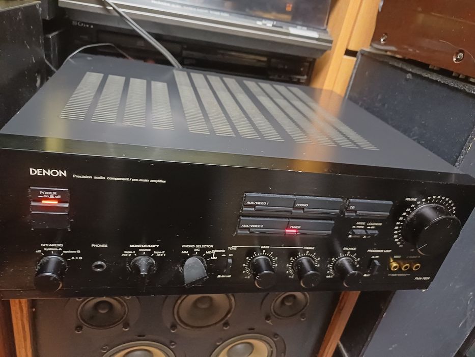 Denon PMA-700v amplificator stereo made in Japan 2x105 w 8ohmi