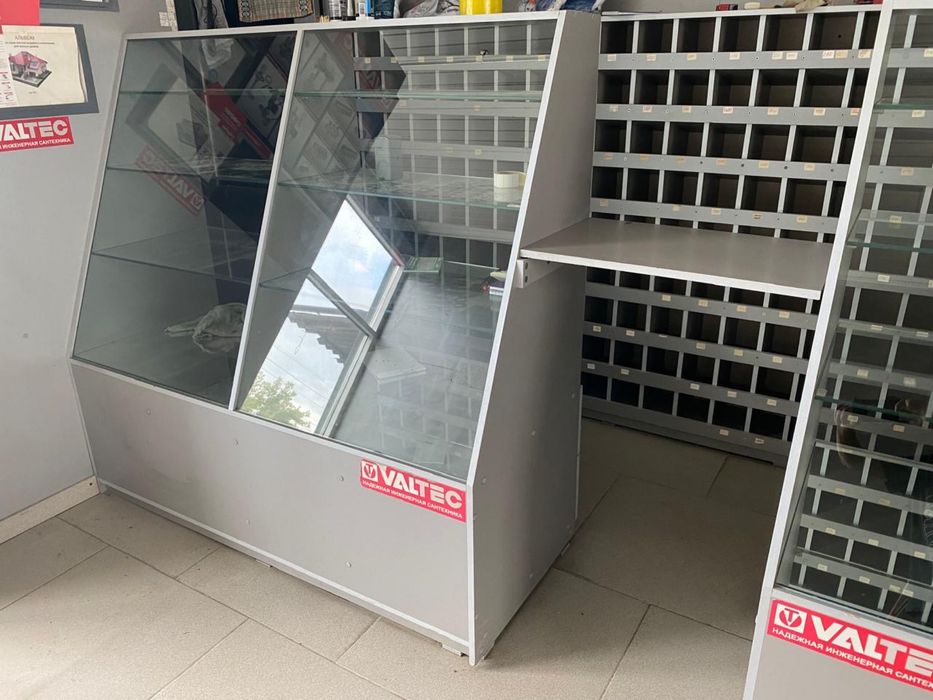 Продам витрины …