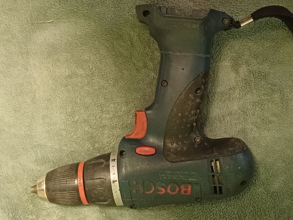 Corp filetanta Bosch 9,6v in stare buna de functionare


#1


#1