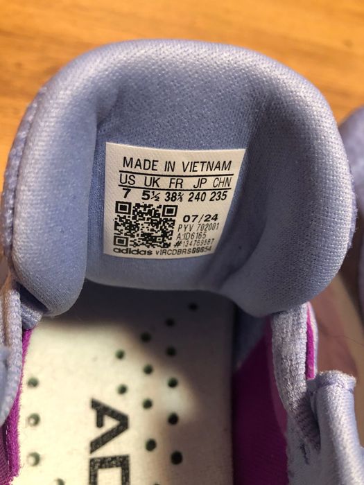 Маратонки обувки