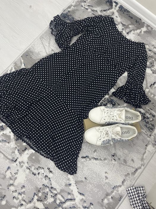 Qishki palto, kofta shim, ko’ylak va kiyimlar hamyonbop narxda