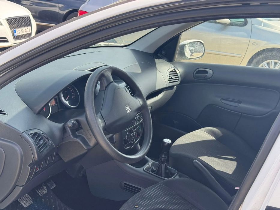 Peugeot 206+ Primul propietar, autovehicul in stare buna de functionare