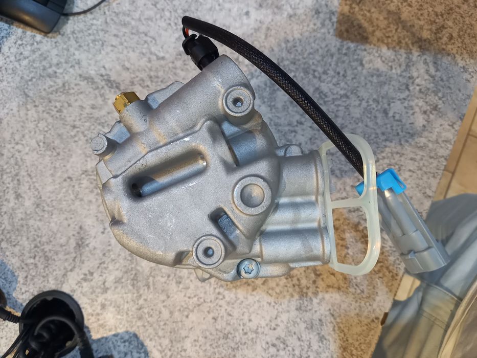 Compresor Chevrolet Cruze Opel Astra J Meriva B 1.4 benzina