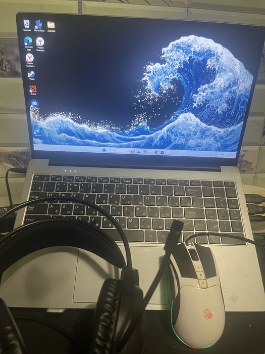 Продам ноутбук VisionX