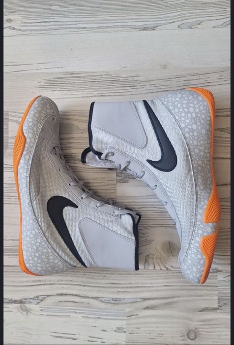 Продам боксерки  nike Machomai