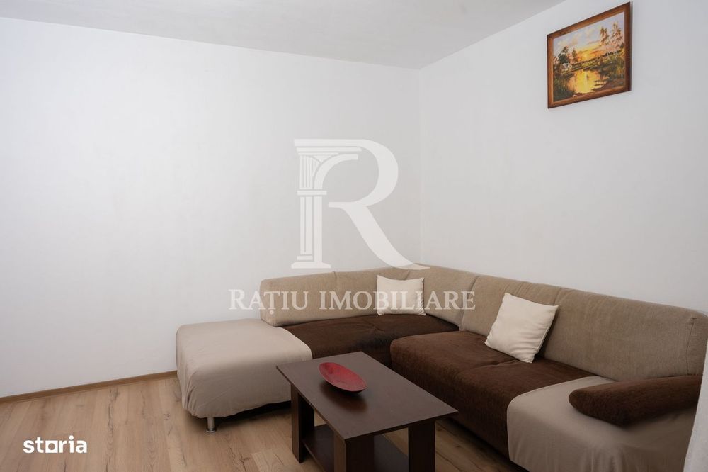 Apartament cu 3 camere | 2 băi | 2 balcoane | Strada Carpați | Oradea