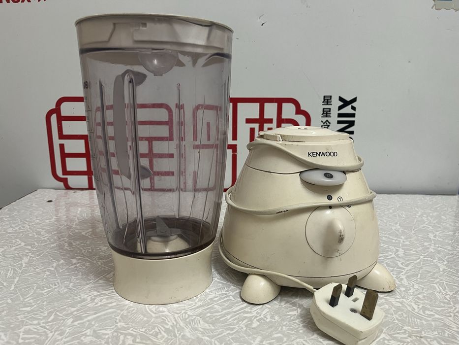 Блендер стационарный 1 л