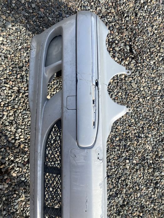 Передний бампер на мерс W210