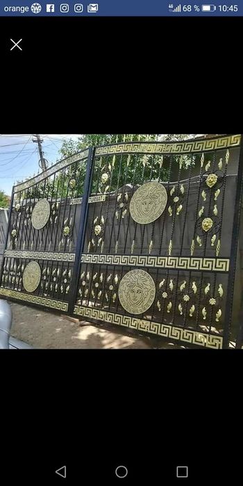 Porti, garduri si balcoane din fier forjat