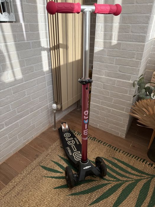 Trotineta Maxi Micro , roz
