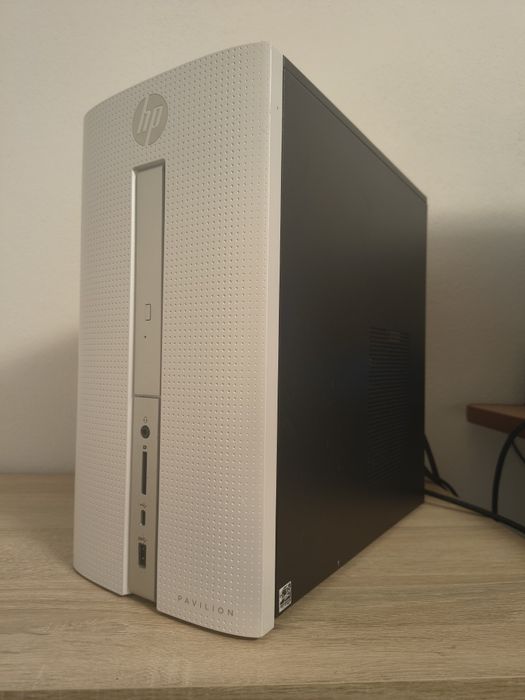 unitate pc am4 A10 9700/8gb ddr4/video 2gb ddr5/Windows 11/HDD 2TB