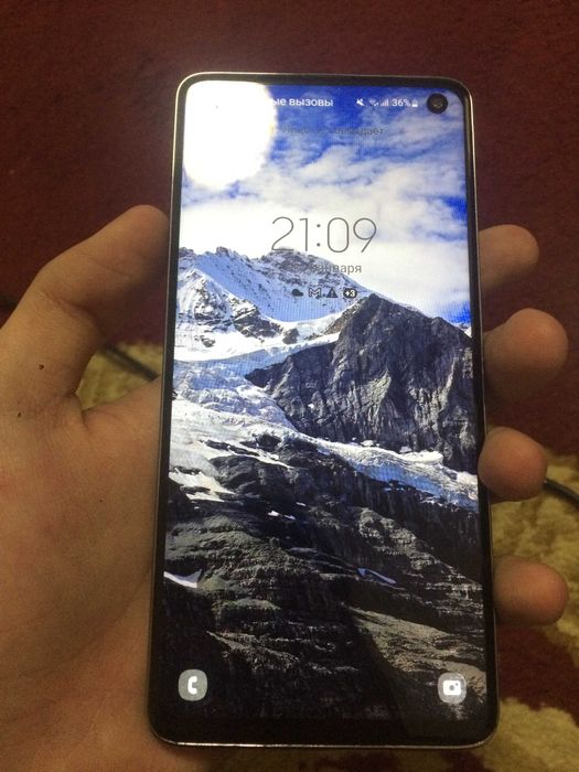 Samsung s10 128/6 ekran incell qoyilgan