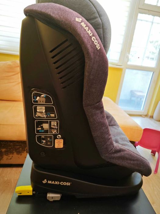 Maxi Cosi Tobifix nomadblue 9-18 кг. + хавлиен летен калъв maxi cosi