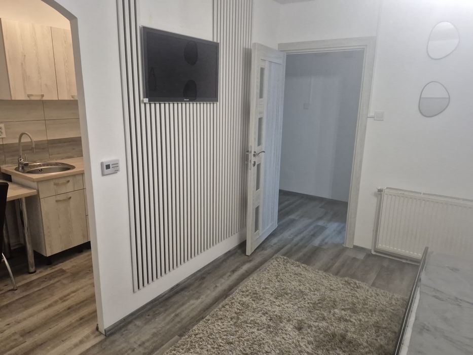 De  Închiriat in regim Booking/Hotelier Turda  Piata Romana  nr13