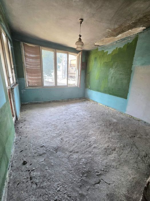 Къща близнак над пазара гр.Кюстендил