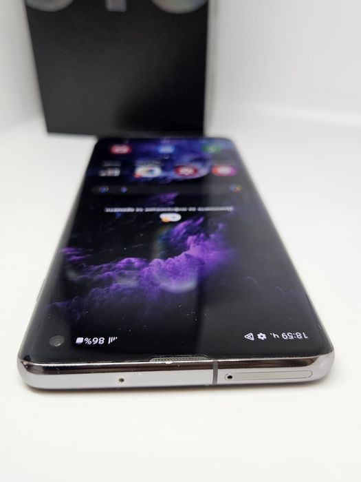 Samsung Galaxy S10 5G 128gb/8ram Пълен Комплект - като нов