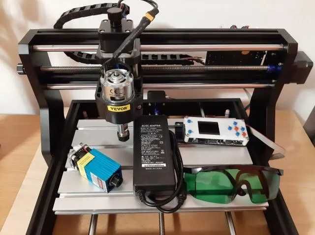 CNC VEVOR 3018 Pro 2500MW 300×180×40mm