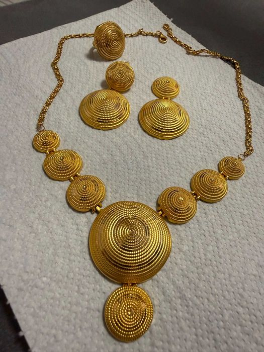 Aur 14 k 585.