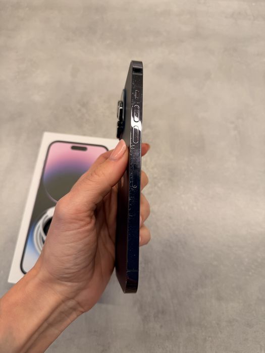 I phone pro max deep purple cu cablu de incarcare