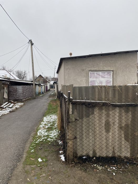 Атакентте 4 бөлмелі үй сатылады