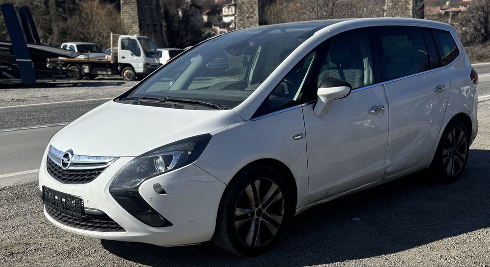Opel Zafira Tourer 2.0cdti 130hp A20DT НА ЧАСТИ