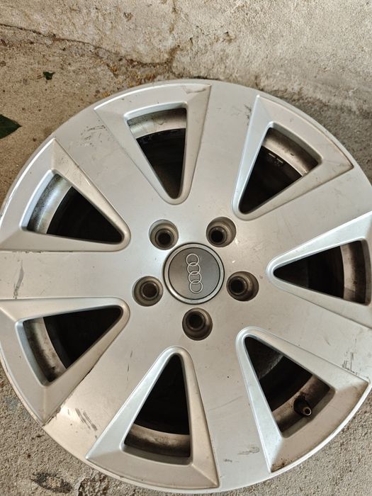 Оригинални лети джанти за Audi A3  16 цола