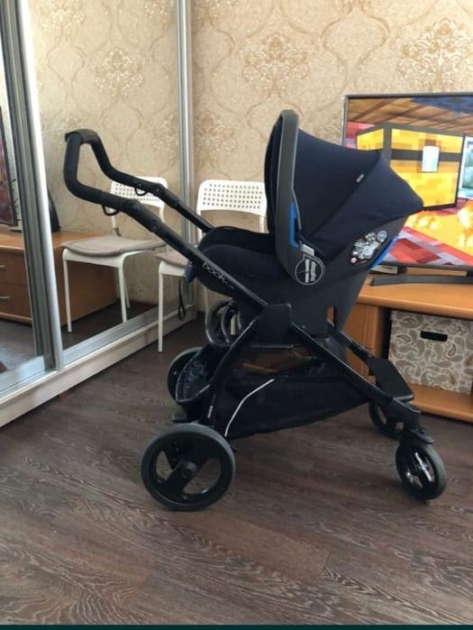 Продам детскую коляску