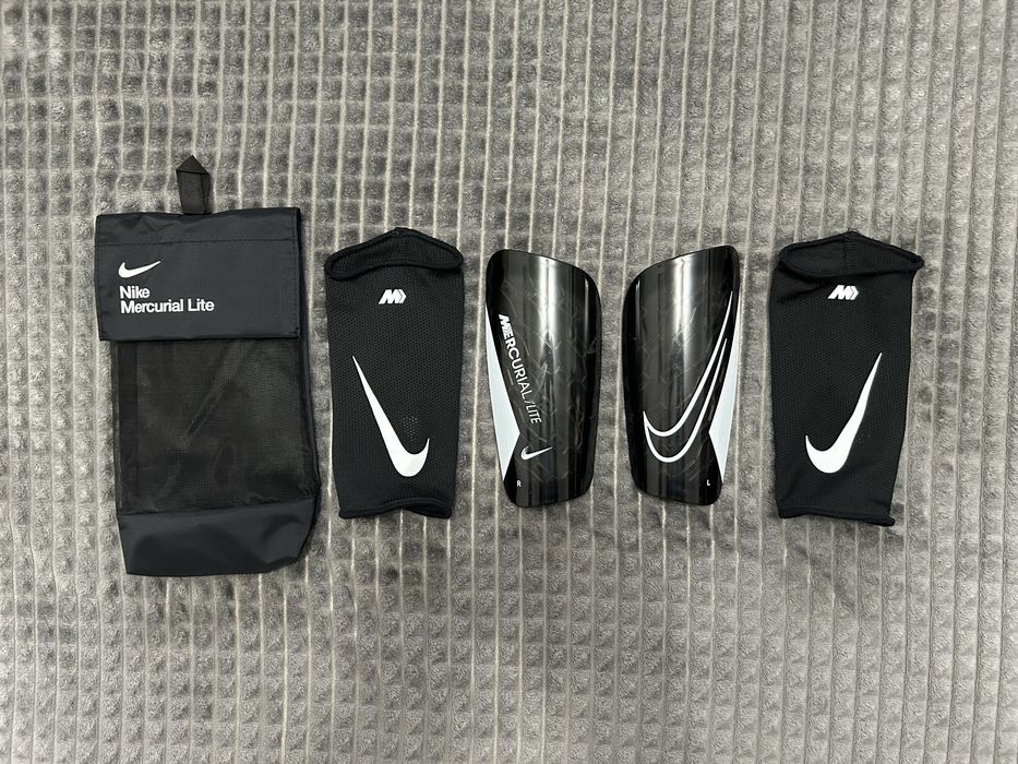 Футболни кори Nike Mercurial Lite