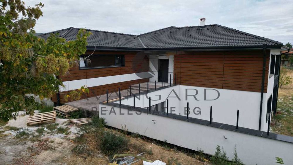 Продава се Къща в с. Първенец, Област Пловдив - 450 кв.м за 812 €/кв.м - Снимка #5