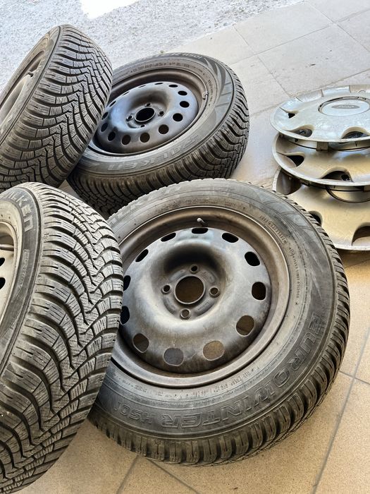 Джанти със зимни гуми Falken