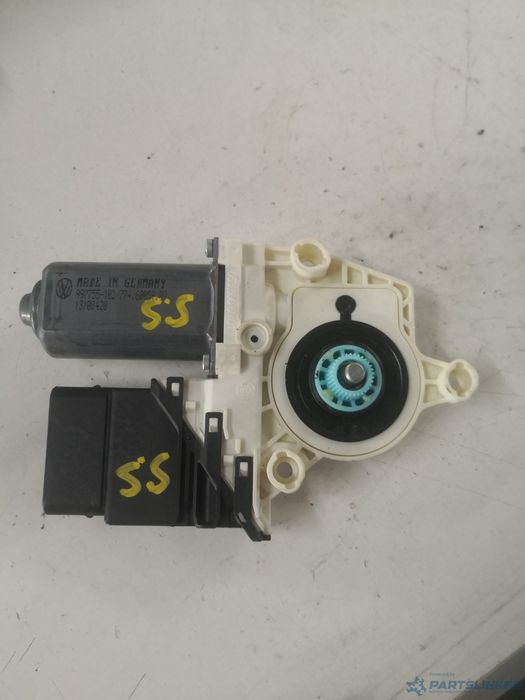 Motoras Macara Geam Stanga Spate Volkswagen Golf Vi (5K1) [ 2008 - 201