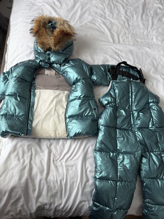 Продам комбинезон Moncler, рост 120 см