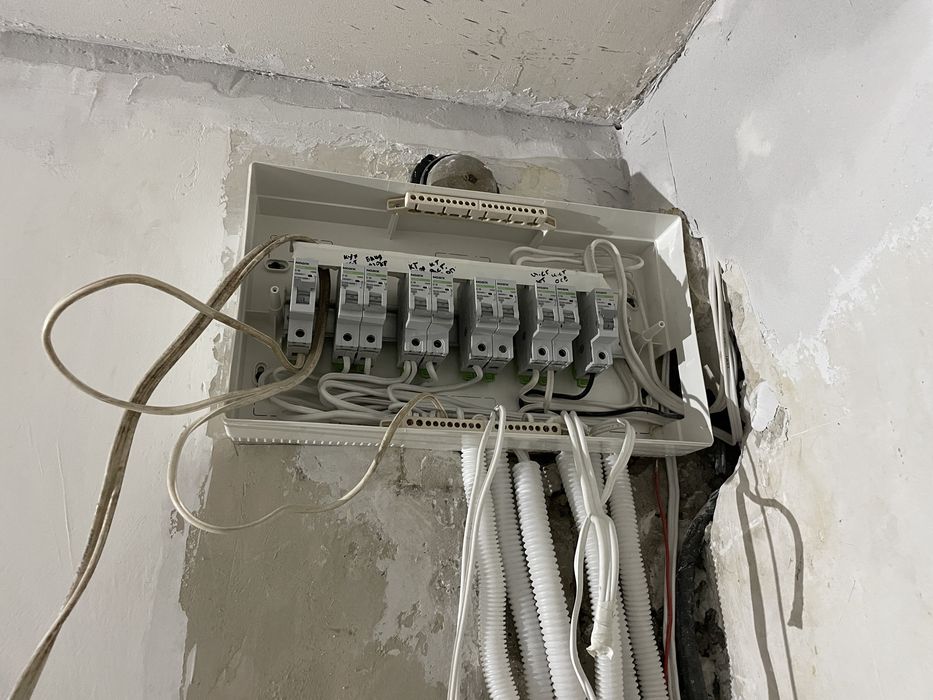 Електротехник | Електроинсталации | Ремонти