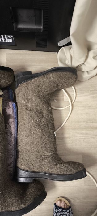 Продаеться валенки в отличном состоянии