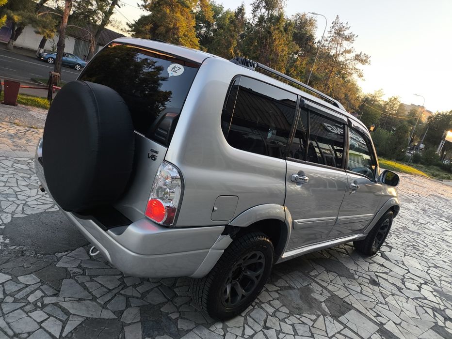Suzuki grand vitara XL 7