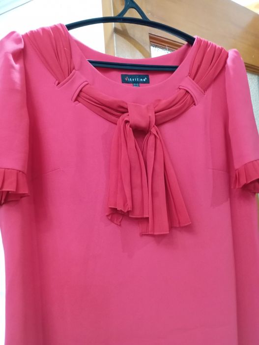 Продам  красное платье