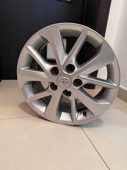 Jante originale Toyota R16 din aliaj – second-hand